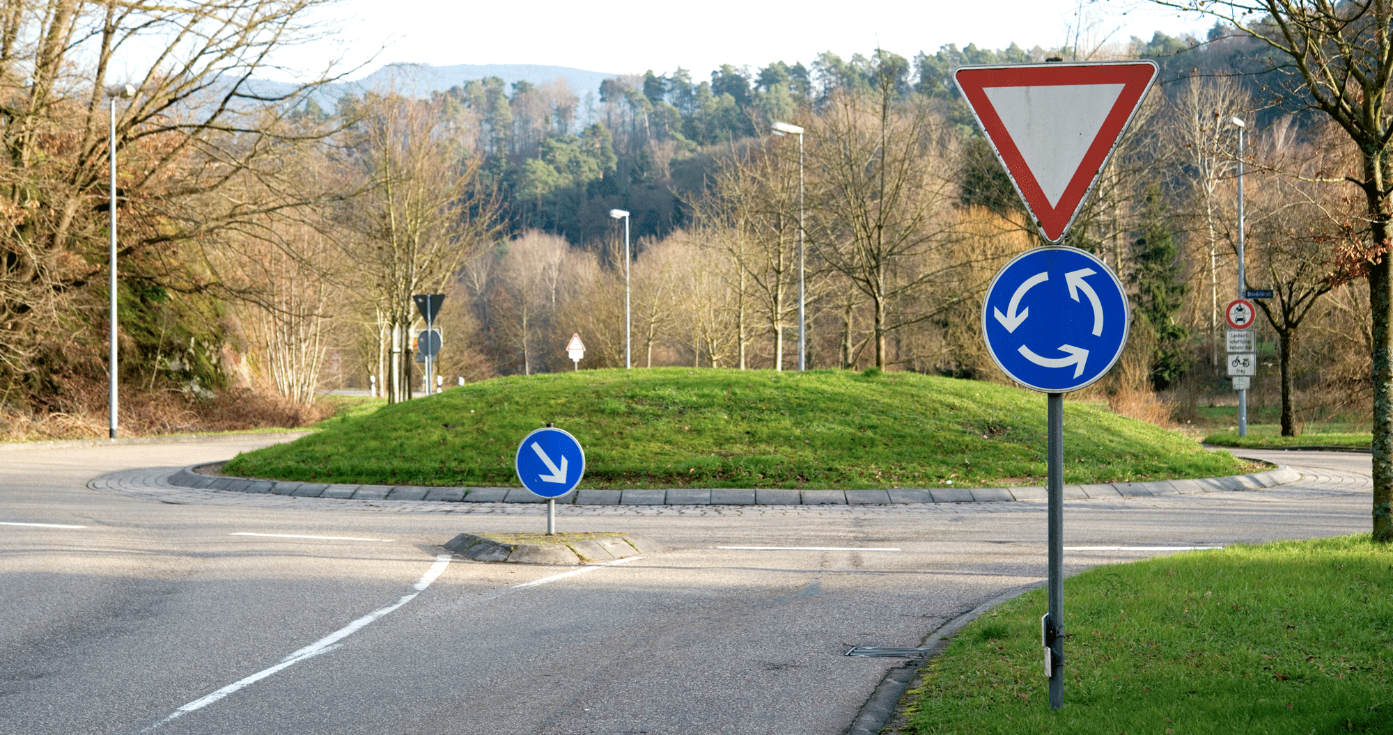 Kreisverkehr Symbolbild