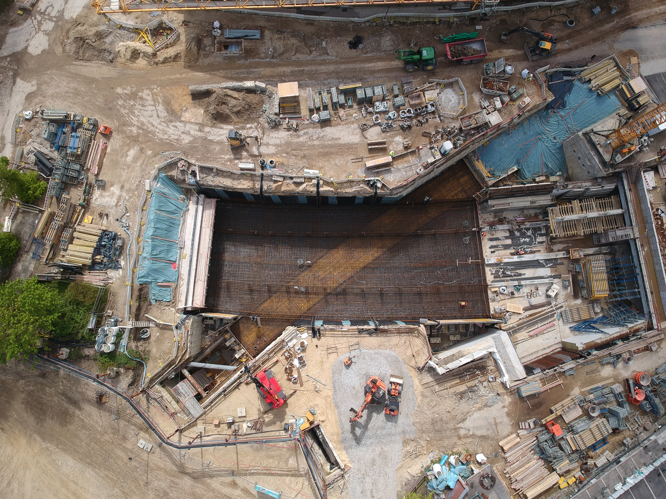 Drohnenaufnahme Kreuzungsbauwerk mit Blick auf U4-Tunnel